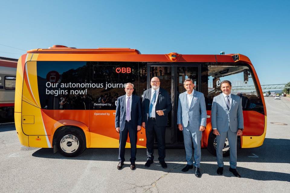 ÖBB Postbus testet autonomen E-Bus im Linienverkehr